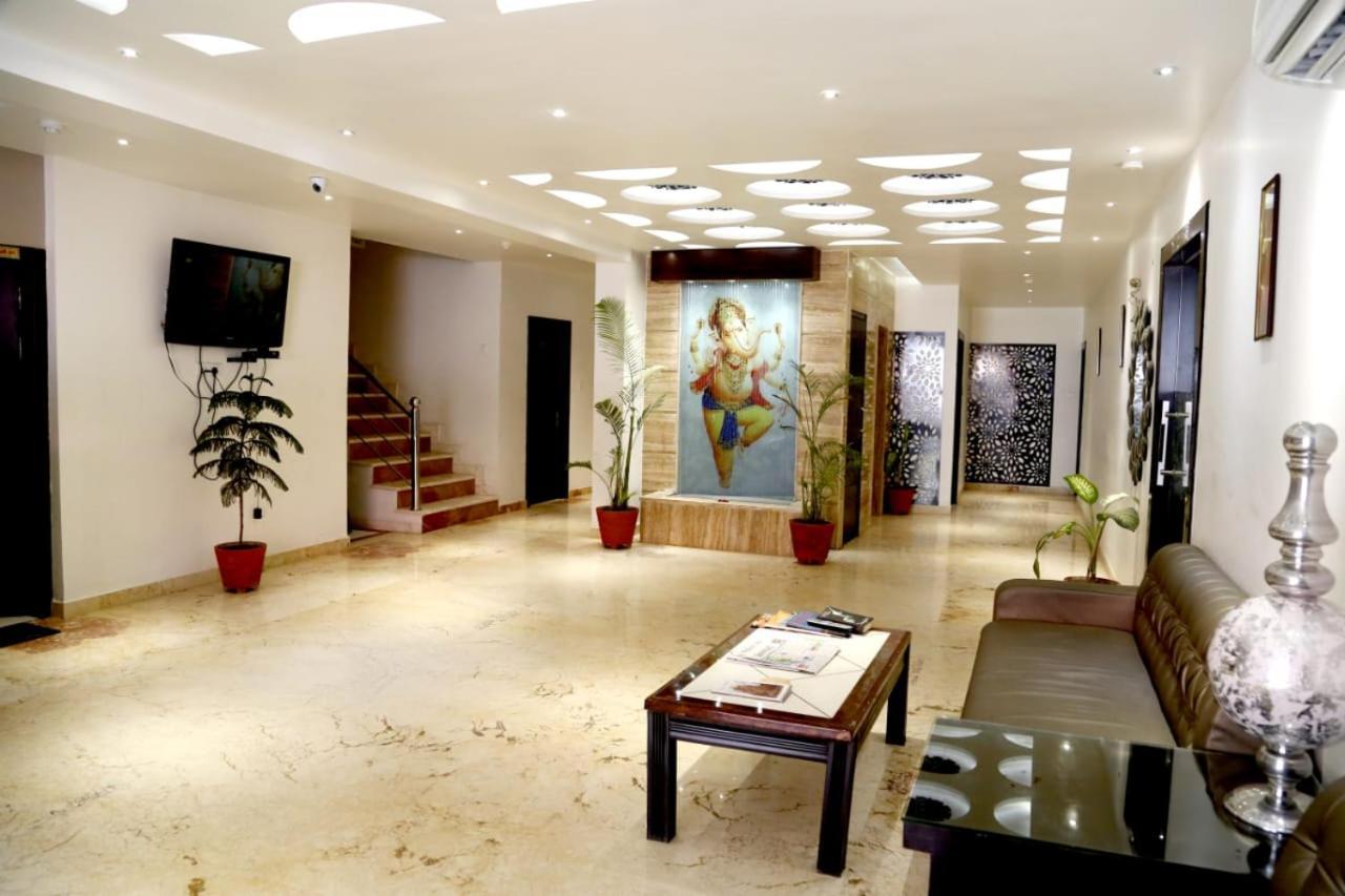 Fabhotel Idea Inn アーグラ エクステリア 写真